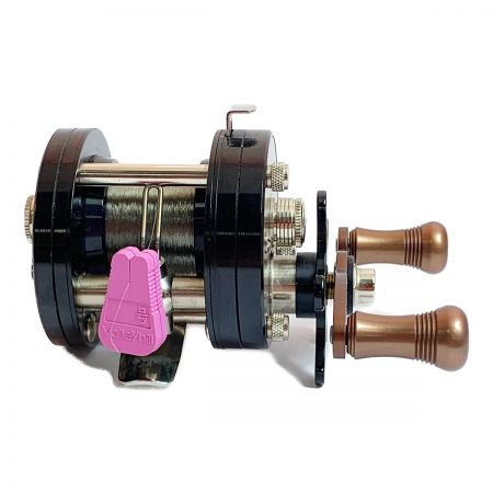  五十鈴工業 ベイトリール 　標準自重230g BC421 Vintage