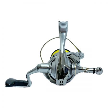  SHIMANO シマノ スピニングリール　19ストラディック C3000XG　リールスタンド付 04020