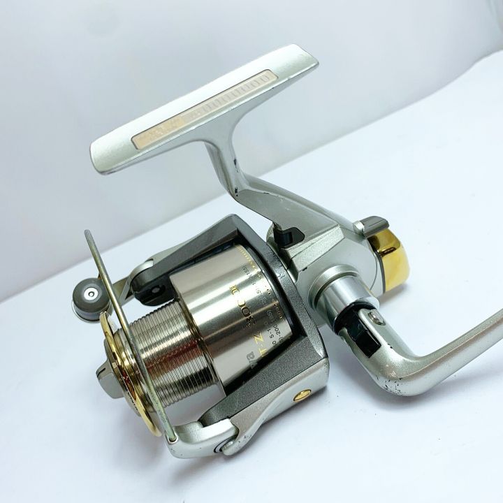 DAIWA ダイワ TOURNAMENT-Z 3000i スピニングリール TOURNAMENT-Z 3000i｜中古｜なんでもリサイクルビッグバン