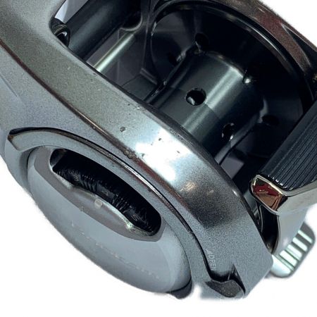  SHIMANO シマノ 18 バンタム MGL XG R 右巻き　ベイトリール 03859