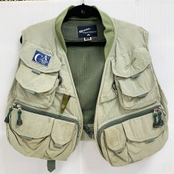 ★★ SIMMS フィッシングベスト 着用感あり 目立つヨゴレあり カーキ x グリーン系 S/Mサイズ Cランク