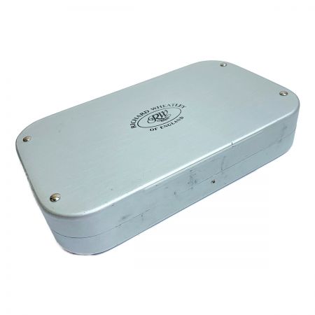  RICHARD WHEATLEY フライケース　ウエットフライ付 シルバー