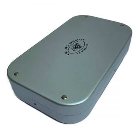  RICHARD WHEATLEY フライケース　9×14.8×2.8cm シルバー