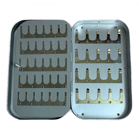  RICHARD WHEATLEY フライケース　9×14.8×2.8cm シルバー