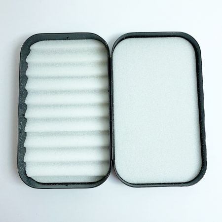  RICHARD WHEATLEY フライケース　ややスレあり ブラック　 9×14.8㎝