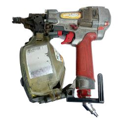 ♭♭ MAX マックス 本体のみ 高圧　エア釘打ち機 50mm 型番不明 レッド Cランク