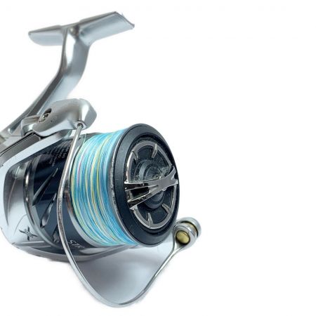  SHIMANO シマノ 15ストラディック 4000XG スプール4000M 03417 使用感あり　キズ、スレ、剥がれ多数あり　本体のみ
