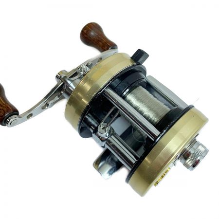  Abu Garcia アブガルシア アンバサダー 2500CI リミテッドエディション キズ有 ｱﾝﾊﾞｻﾀﾞｰ 2500CI ﾘﾐﾃｯﾄﾞｴﾃﾞｨｼｮﾝ ベイトリール