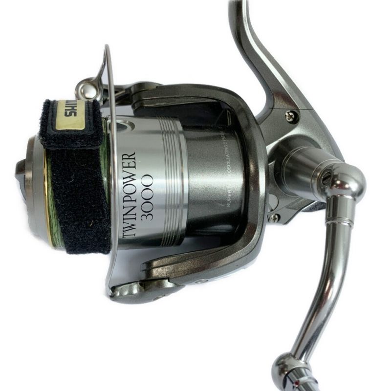 中古】 SHIMANO シマノ 05ツインパワー3000 スピニングリール 01923