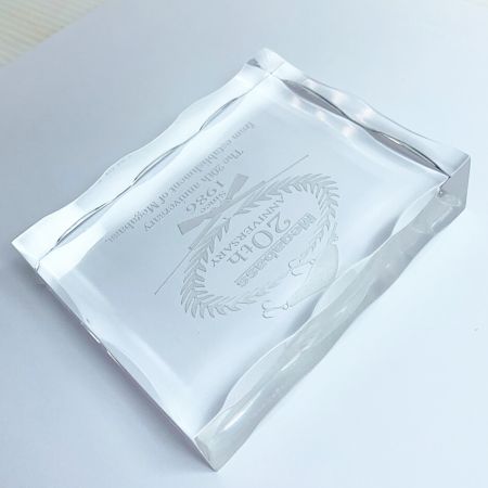  Megabass メガバス  20th アクリルトロフィー　横12.5×高さ10×幅3cm 1986　