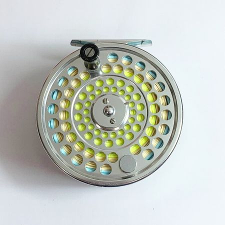  Review フライリール  ケース付　Review　キズあり DDX-V