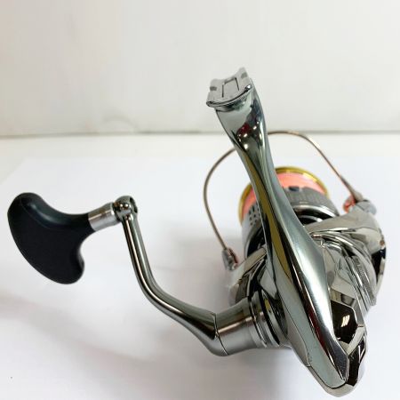  SHIMANO シマノ 18ステラ C3000MHG-J　スピニングリール 03806