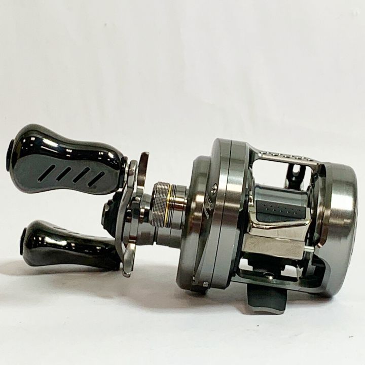 SHIMANO シマノ 17カルカッタコンクエストBFS スプール/ハンドルノブカスタム 03676｜中古｜なんでもリサイクルビッグバン