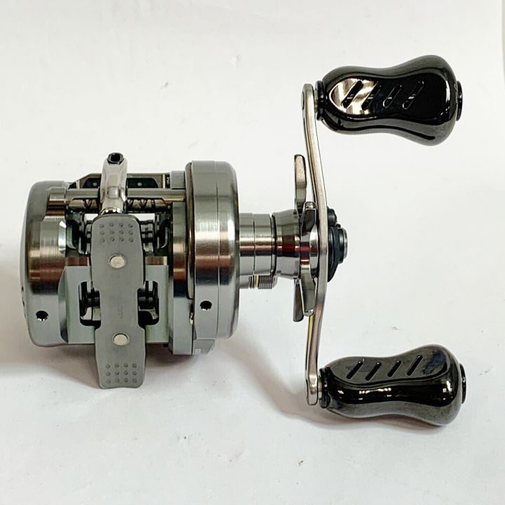 SHIMANO シマノ 17カルカッタコンクエストBFS スプール/ハンドルノブカスタム 03676｜中古｜なんでもリサイクルビッグバン