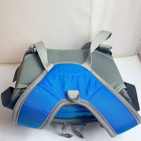  SIMMS ウェイポインツ　ヒップ　パック ブルー 使用感あり。キズ、ヨゴレあり