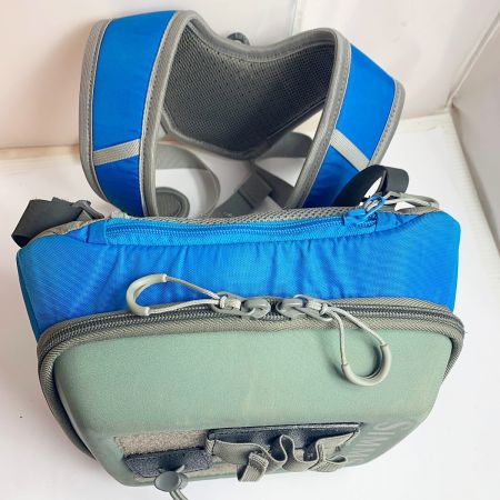  SIMMS ウェイポインツ　ヒップ　パック ブルー 使用感あり。キズ、ヨゴレあり