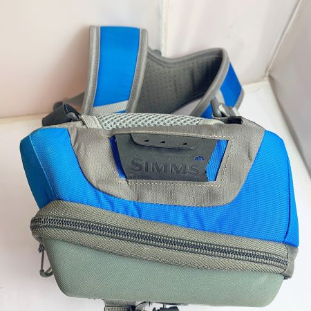 SIMMS ウェイポインツ　ヒップ　パック ブルー 使用感あり。キズ、ヨゴレあり