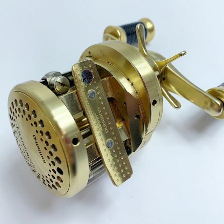  SHIMANO シマノ カルカッタコンクエスト201 バサートハンドルノブ付 RH441201 キズあり