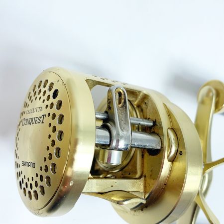  SHIMANO シマノ カルカッタコンクエスト201 バサートハンドルノブ付 RH441201 キズあり