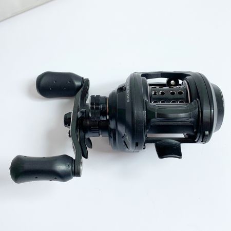  Abu Garcia アブガルシア ロキサーキBF8-L　ベイトリール ﾛｷｻｰﾆBF8-L