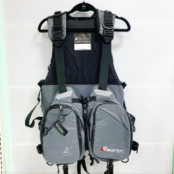 ★★ Rearth フィッシングベスト　ライフジャケット ブラック x グレー系 Bランク