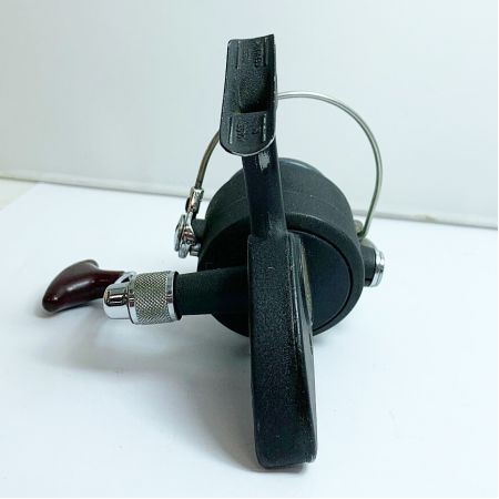  DAM キズ有 クイック220N　スピニングリール