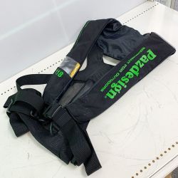 ★★ Pazdesign パズデザイン PSLインフレータブルライフジャケットⅡ　ボンベ要交換　ヨゴレあり ブラック x グリーン Bランク