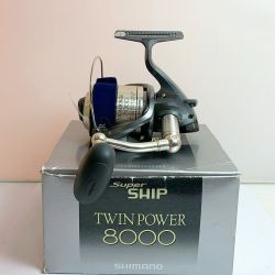 ★★ SHIMANO シマノ ツインパワー 8000　スピニングリール 　箱付き ﾂｲﾝﾊﾟﾜｰ 8000 SC69P Bランク