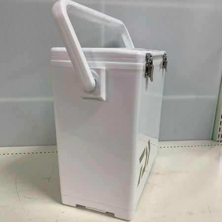  DAIWA ダイワ クーラーボックス　※ショルダー紐欠品 ZS700 ホワイト