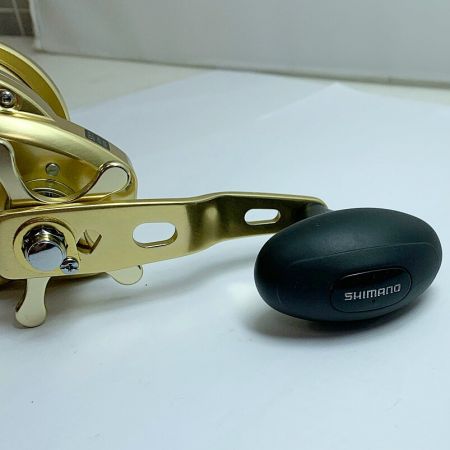  SHIMANO シマノ スコーピオンオシアジガー 2000P　ベイトリール RH302