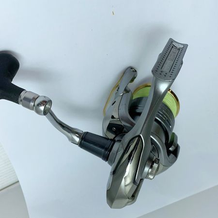  SHIMANO シマノ  11ツインパワー4000XG　スピニングリール　キズあり　本体のみ 02699