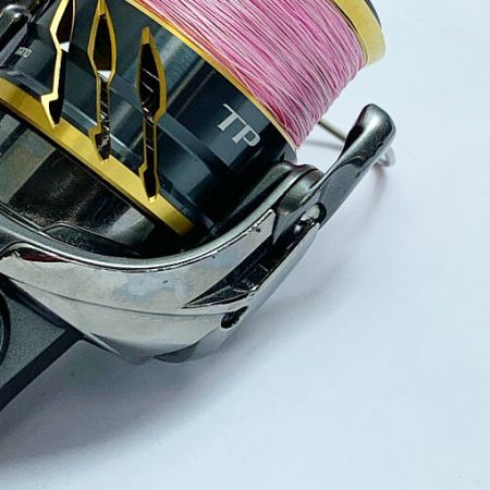  SHIMANO シマノ 20ツインパワー　C3000MHG　スピニングリール　LIVREハンドル、ハンドルノブ付/純正ハンドル無 04141