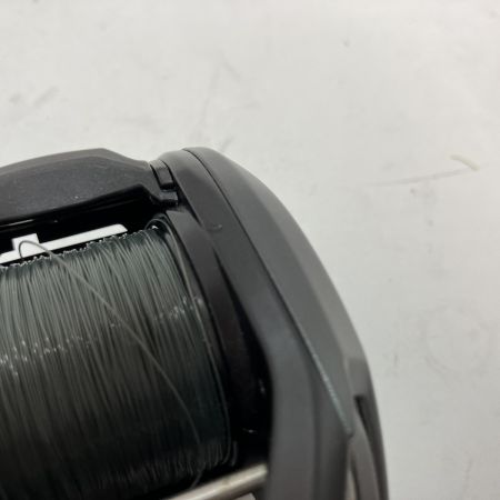 SHIMANO シマノ 19SLX MGL 70HG 右　ベイトリール　小物入り 04048