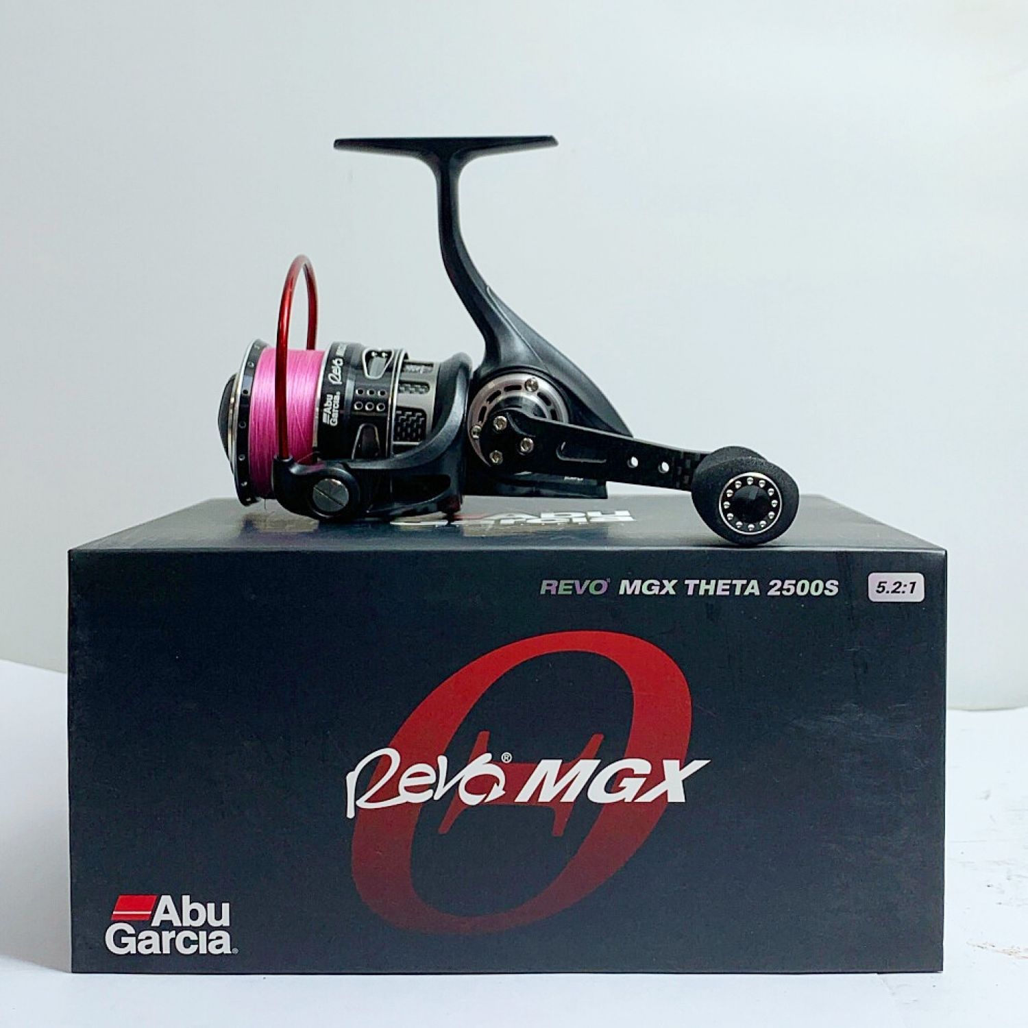 中古】 Abu Garcia アブガルシア REVO MGX 2500S スピニングリール A