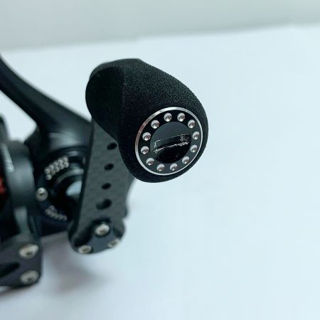  Abu Garcia アブガルシア スピニングリール　ややキズあり REVO MGXTREME 2000SH