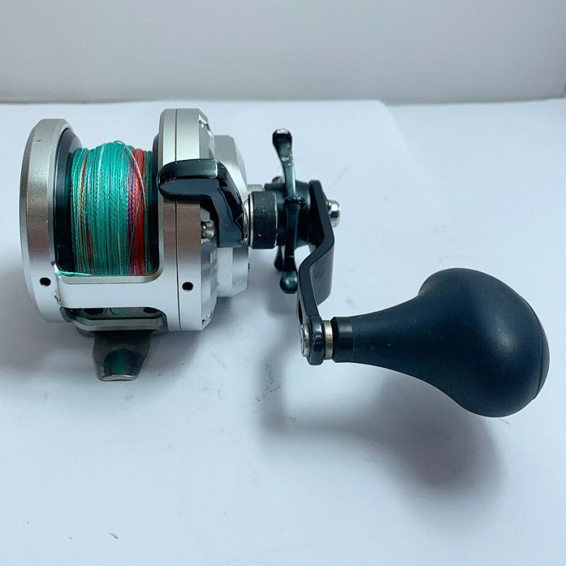 中古】 SHIMANO シマノ 11オシアジガー 2000NRPG 本体のみ 11ｵｼｱｼﾞｶﾞｰ