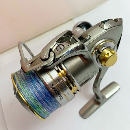  DAIWA ダイワ  05イグジスト 3012　スピニングリール 055285 使用感あり　目立つキズ、剥がれあり