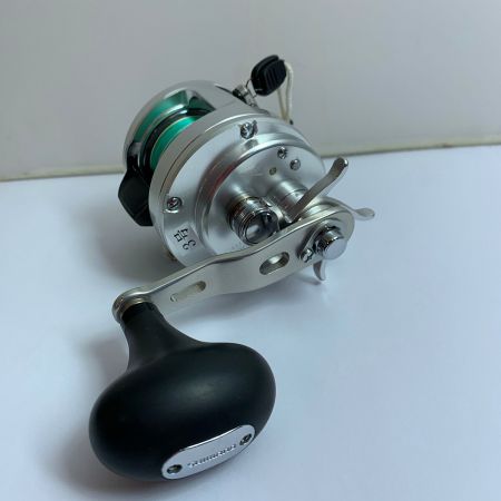  SHIMANO シマノ 13オシアカルカッタ 300HG　ベイトリール　キズあり 03058