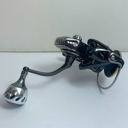  DAIWA ダイワ CALDIA SW　4000D-CXH　スピニングリール　ULCUSノブ付き ハンドルノブキズ有 220661
