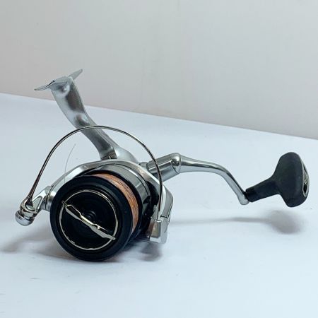  SHIMANO シマノ 19ストラディック 4000 スピニングリール　箱付 04022