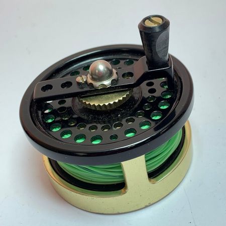  ビリーペイト フライリール　打痕跡あり　731　本体のみ