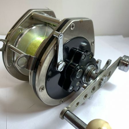  DAIWA ダイワ 両軸リール　ダイナミック　4000D ﾀﾞｲﾅﾐｯｸ 4000D
