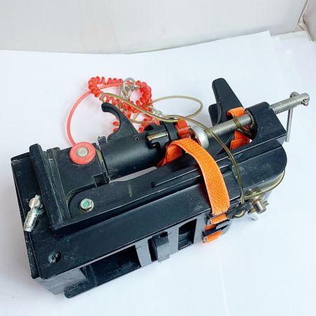   スーパーLARK ロッドホルダー　ロッドキーパー　本体のみ　サビあり