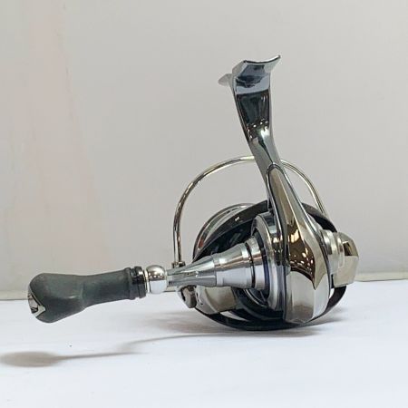  DAIWA ダイワ 18イグジスト LT3000CH　スピニングリール　箱、ポーチ付 055720