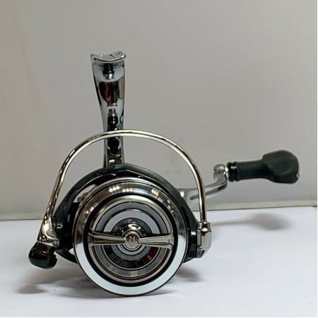  DAIWA ダイワ 18イグジスト LT3000CH　スピニングリール　箱、ポーチ付 055720