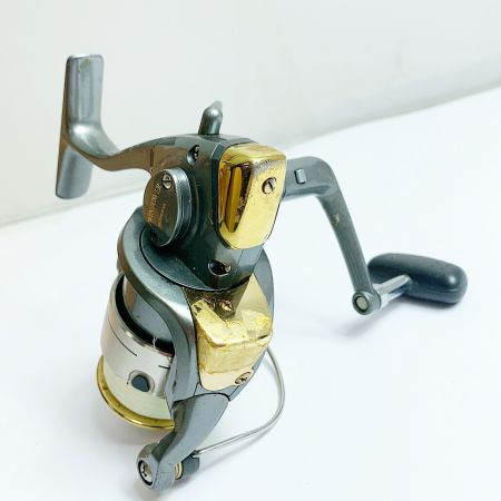  SHIMANO シマノ ツインパワー　2500　スピニングリール　本体のみ SC69E