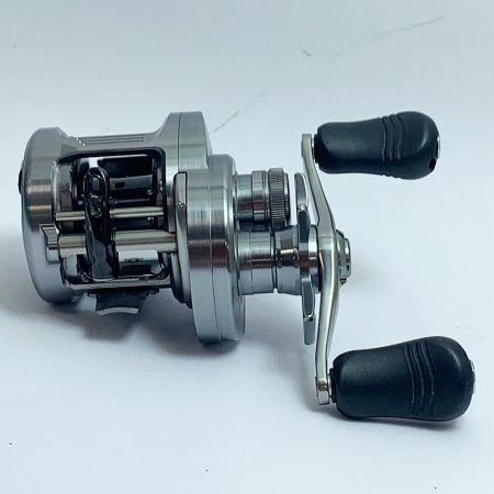  SHIMANO シマノ 19カルカッタコンクエストDC201　ベイトリール 03979