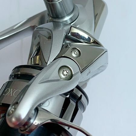  SHIMANO シマノ 19ストラディック C3000XG　スピニングリール　本体のみ 04020