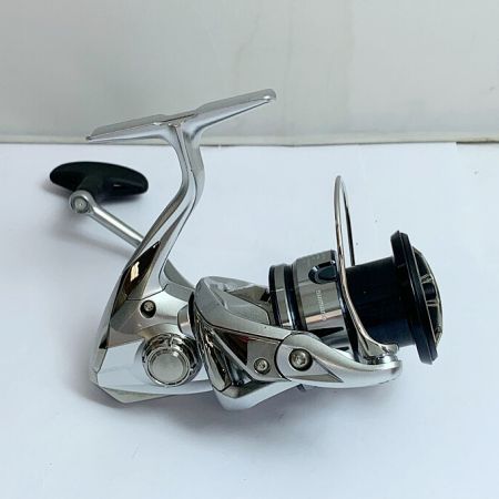  SHIMANO シマノ 19ストラディック C3000XG　スピニングリール　本体のみ 04020
