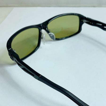  ZEAL 偏光サングラス　STELTH　ケース付